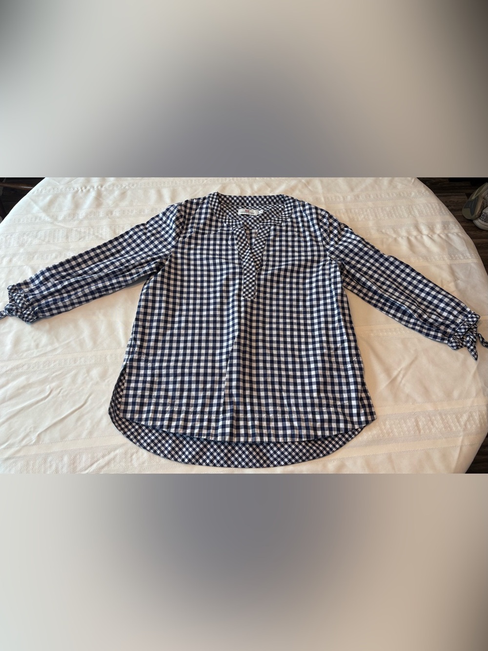 Vineyard Vines Navy and White Gingham Women's Blouse